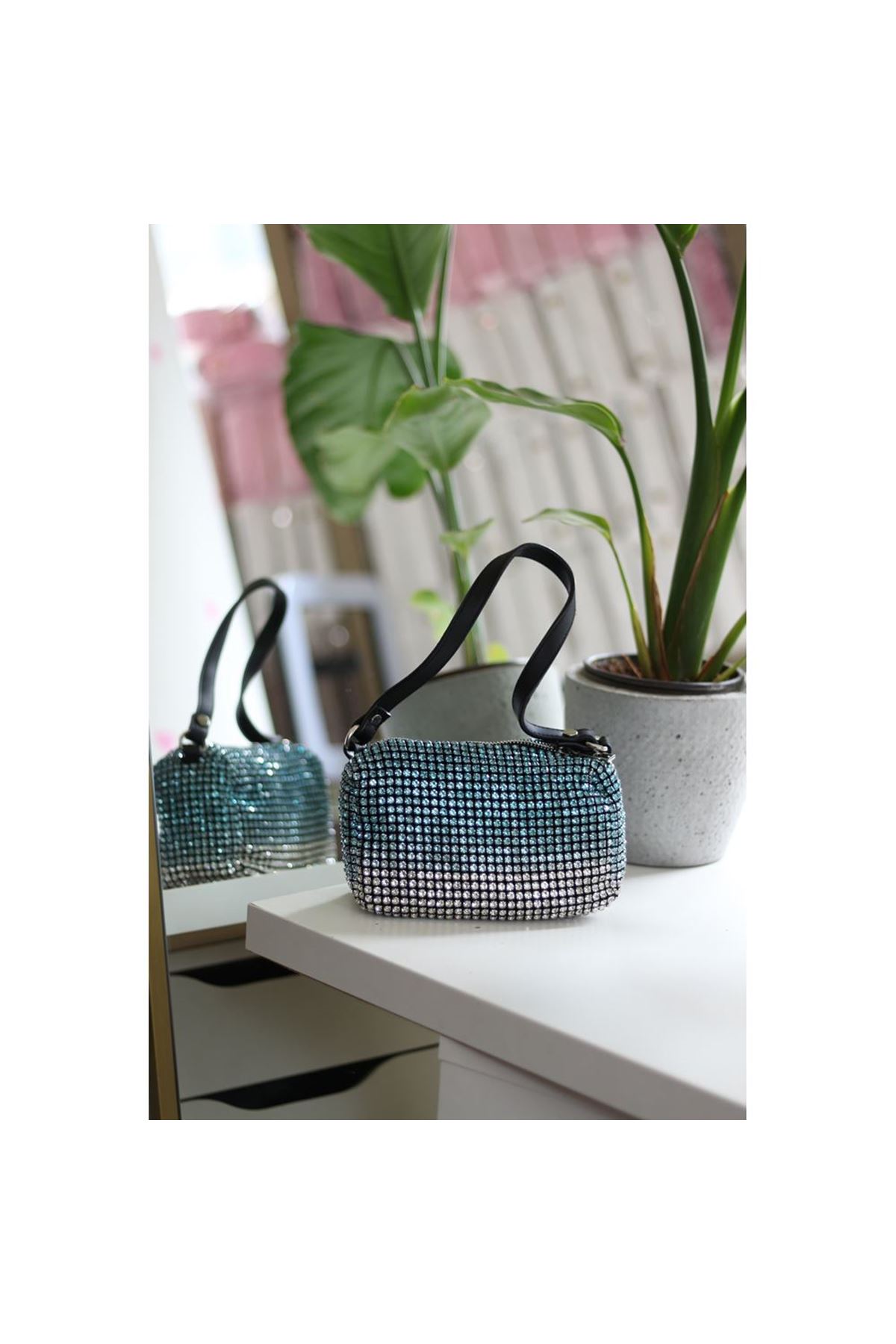 Kadın Silver Mavi 2 Renkli Detaylı Deri Askılı Taşlı Abiye Omuz Çantası