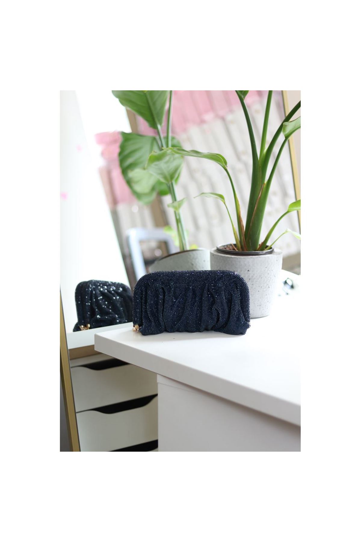 Kadın Lacivert Taş Dokuma Burs Detaylı Abiye Çanta