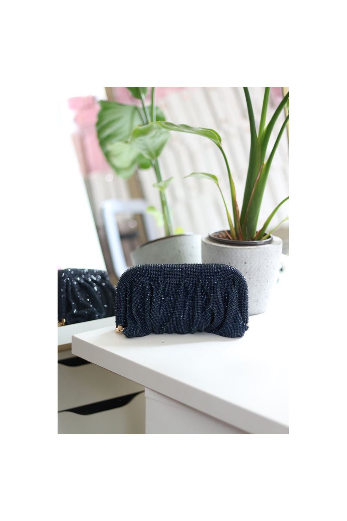 Kadın Lacivert Taş Dokuma Burs Detaylı Abiye Çanta