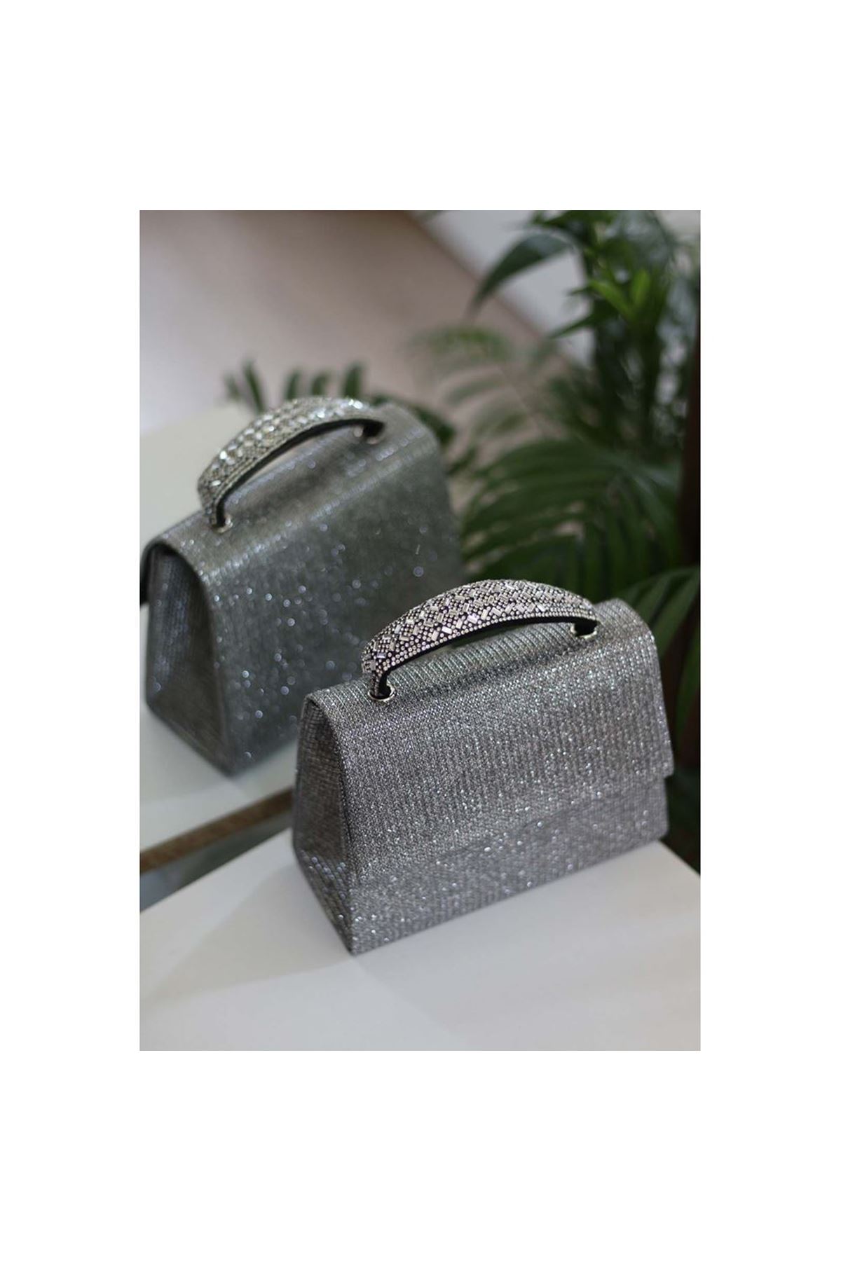 Kadın Simli Platin Taş Tutma Detaylı Abiye Omuz Çantası