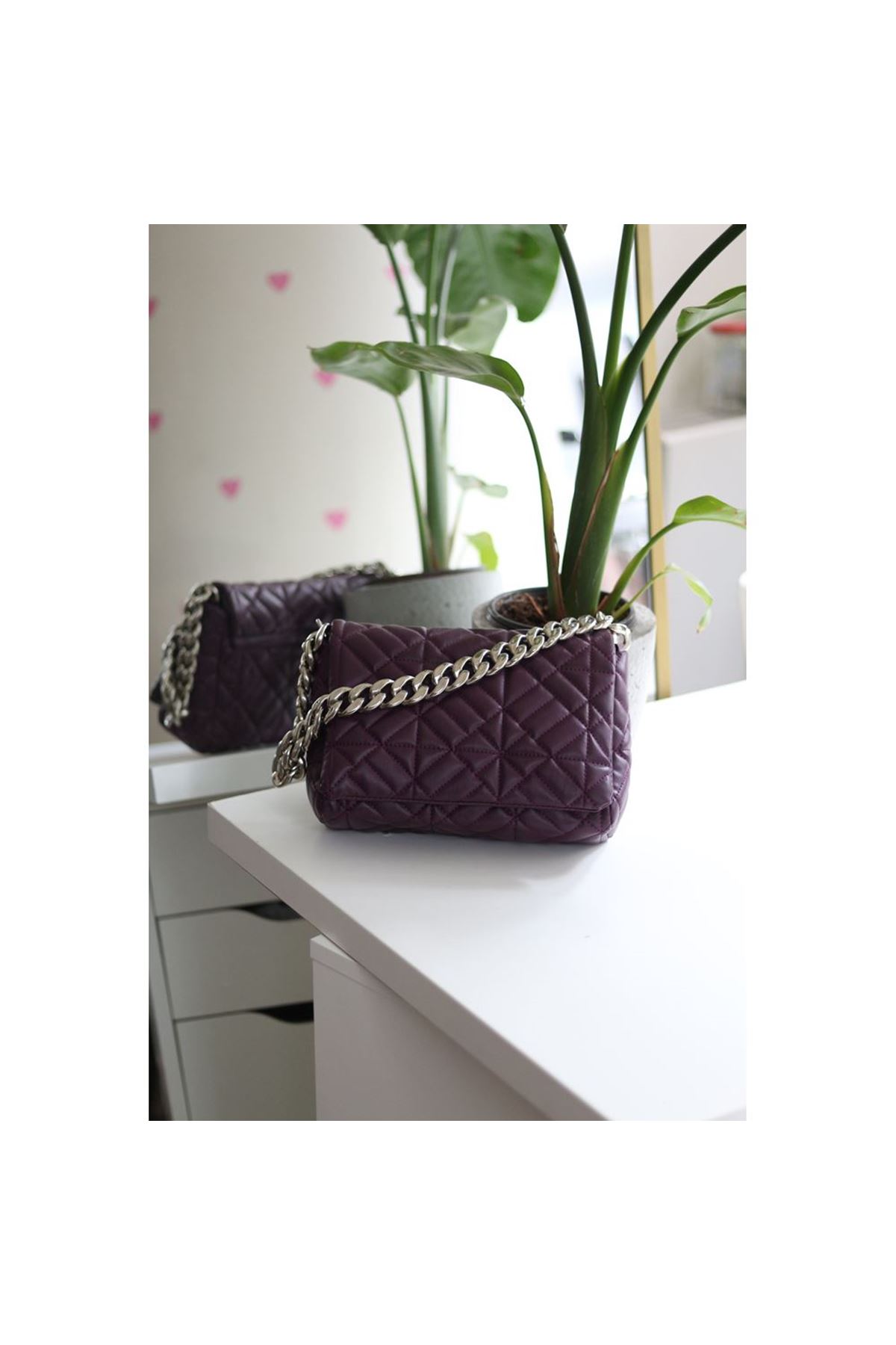 Kadın Mor Kapitone Desenli Silver Zincir Aksesuar Detaylı Omuz Çantası