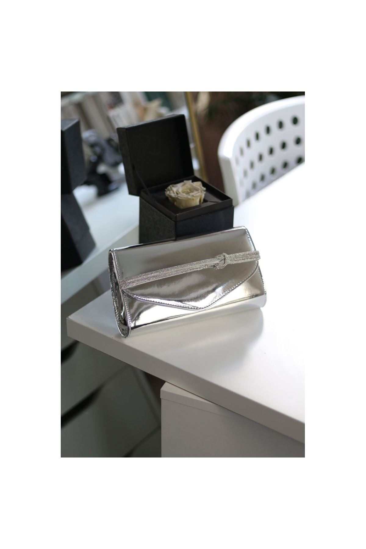 Kadın Silver Rugan Taş Şerit Detaylı Abiye el Omuz Çantası