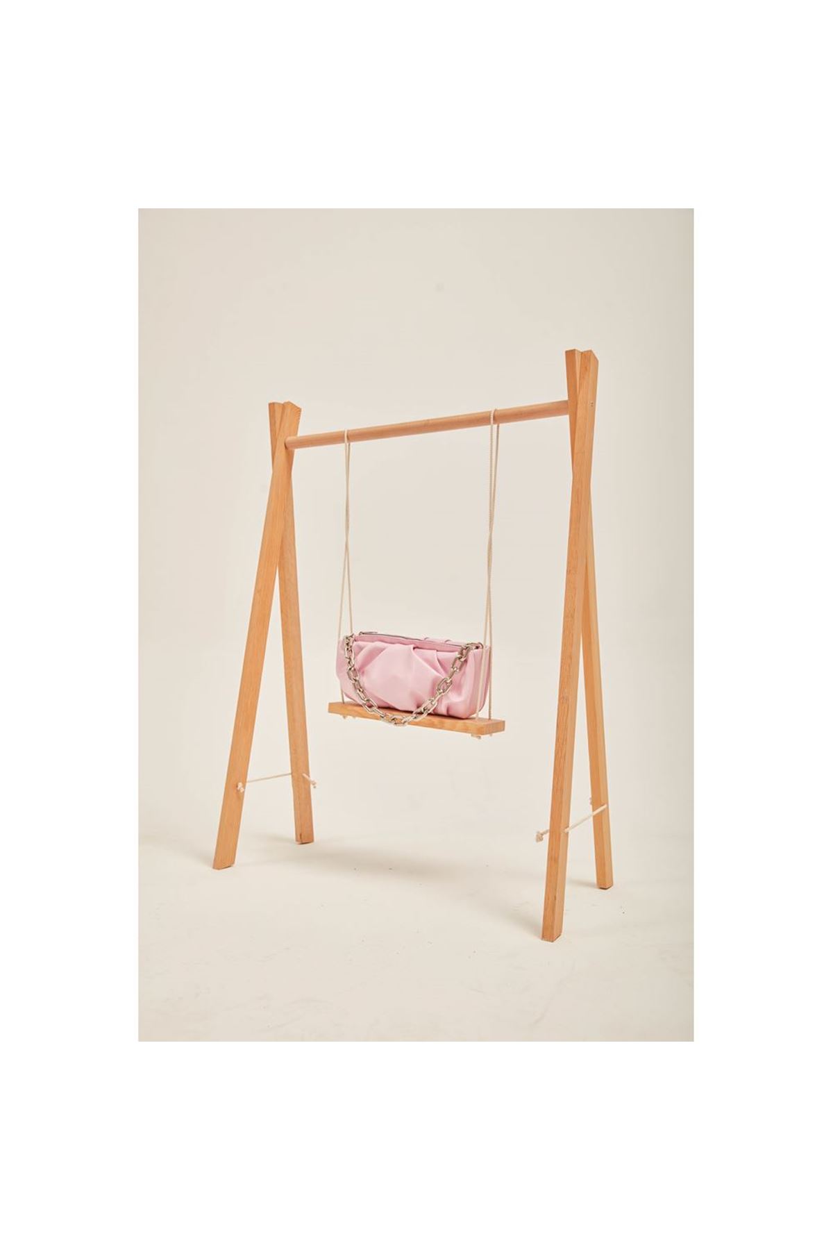 Pudra Silver Zincir Detaylı Askılı Çanta