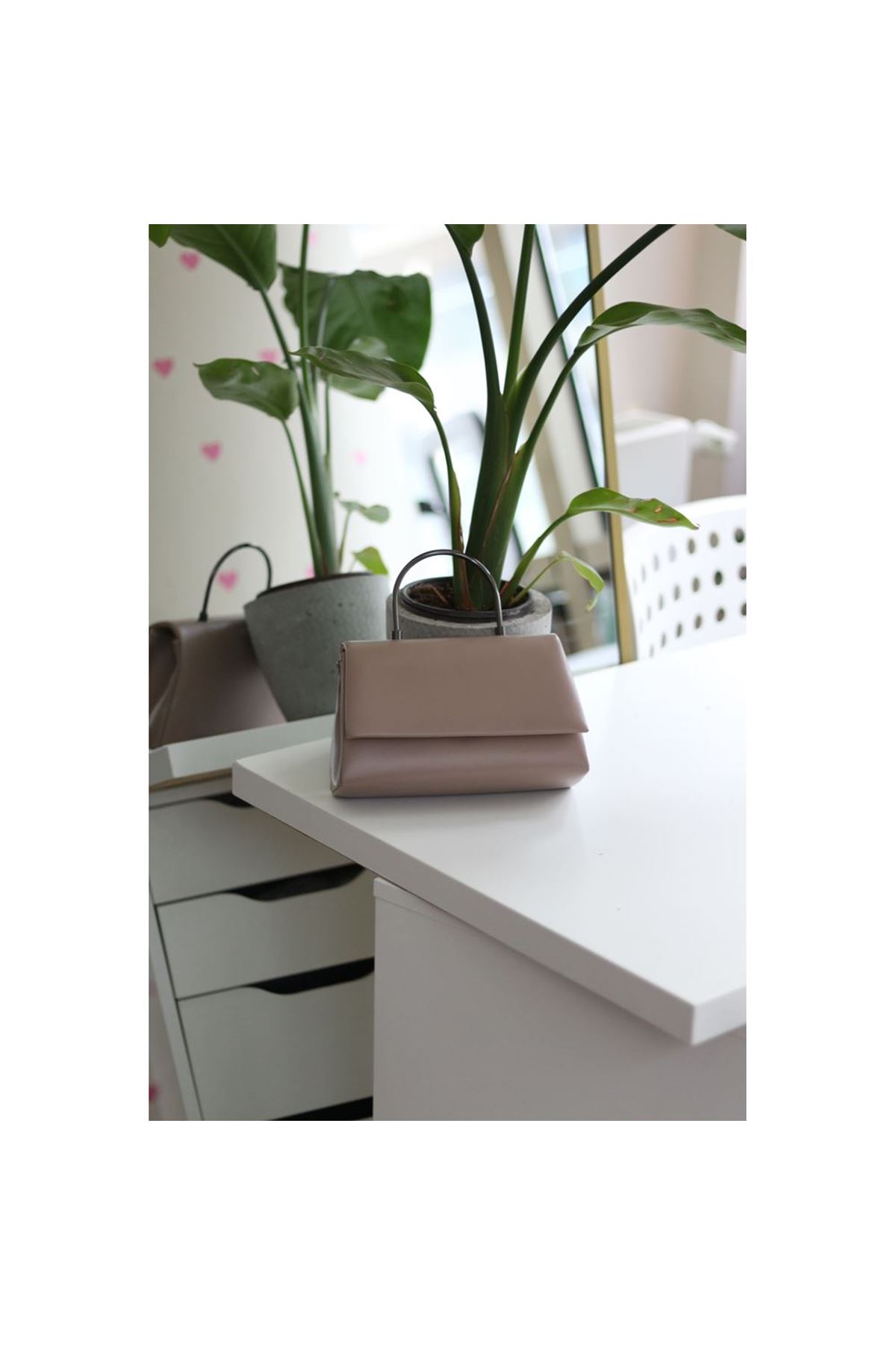 Kadın Vizon Mat Deri Metal Sap Detaylı El &amp;amp; Omuz Çantası