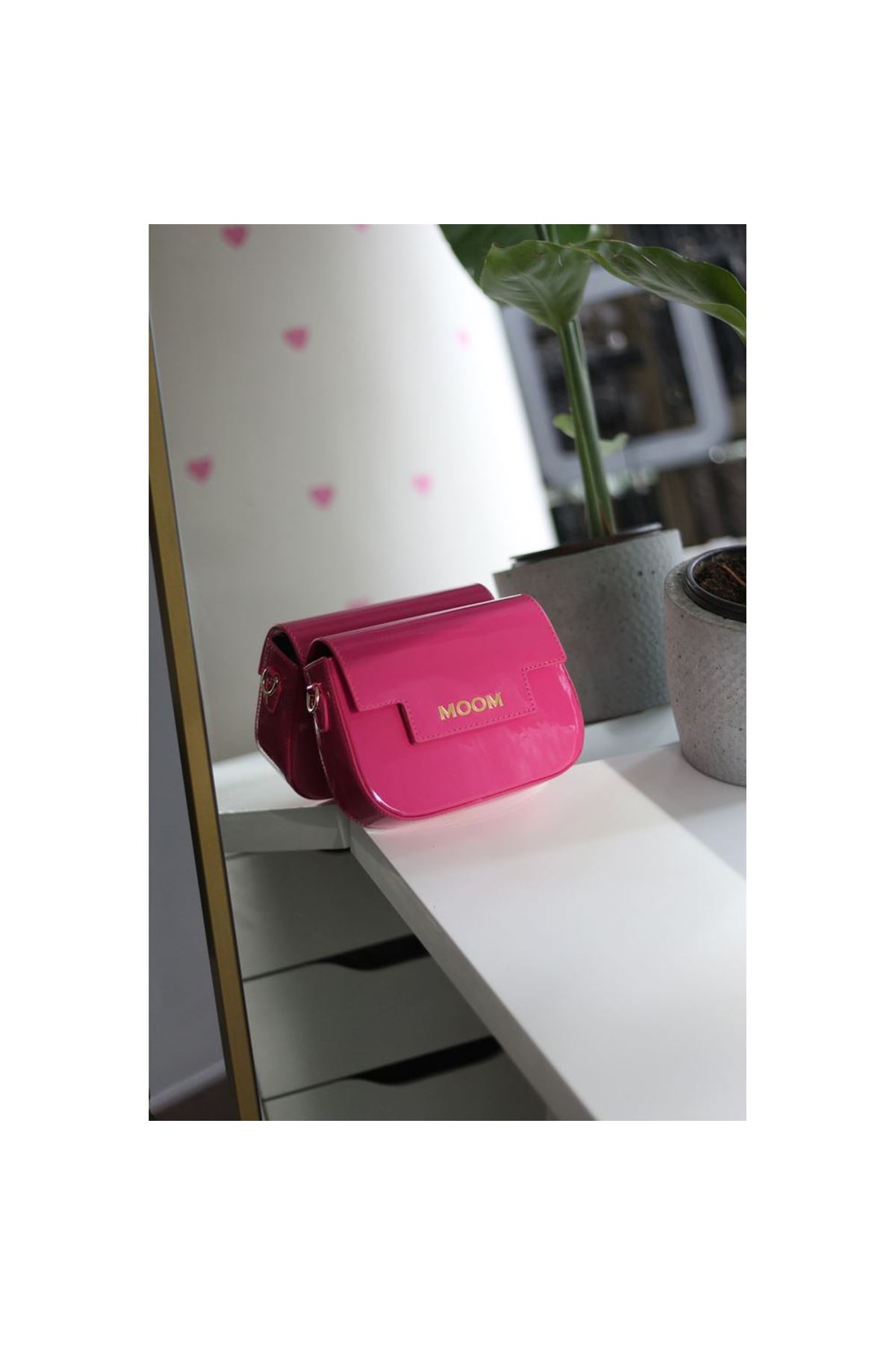 Kadın Koyu Fuşya Rugan Örme Sap Detaylı Zincirli Omuz Çantası