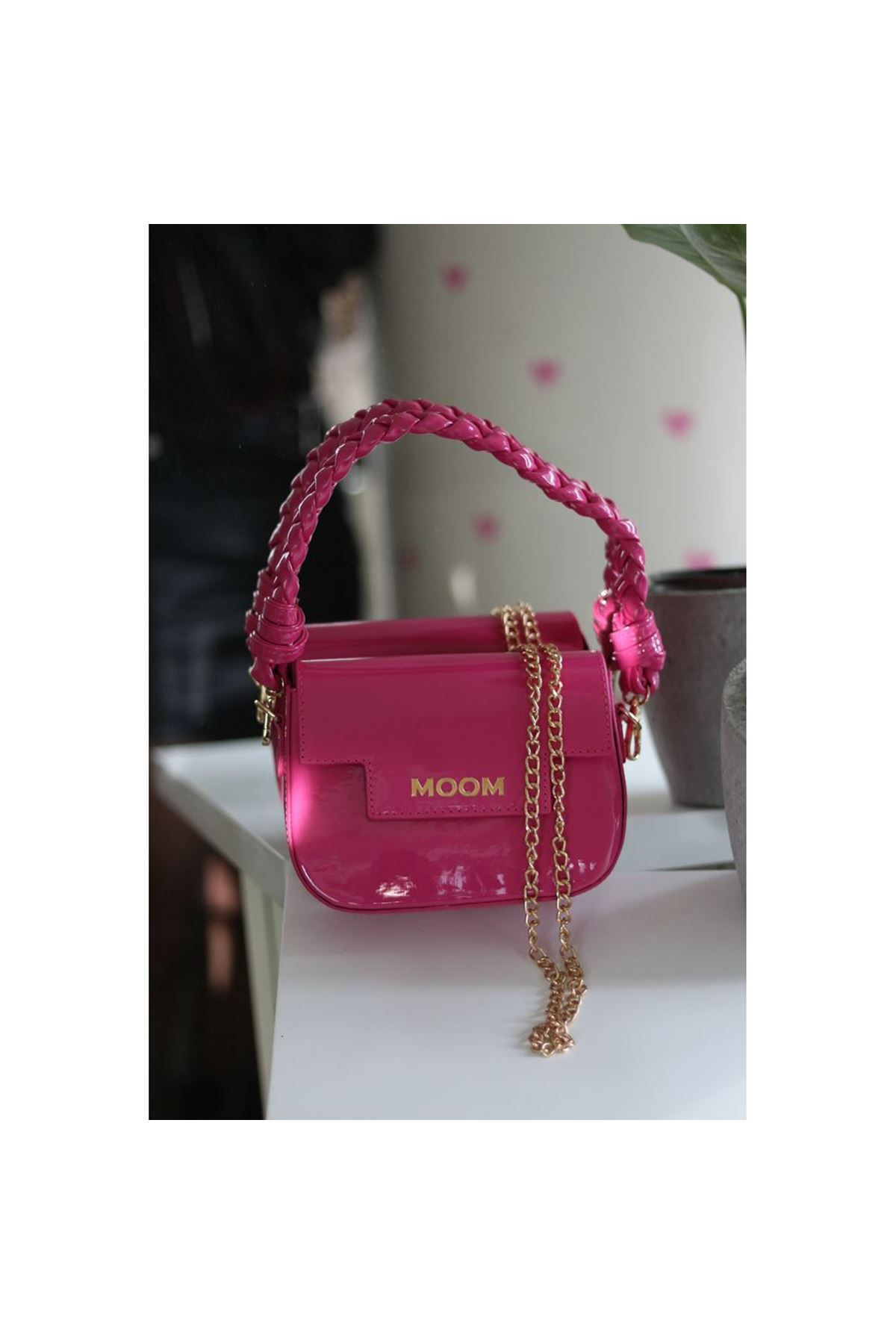 Kadın Koyu Fuşya Rugan Örme Sap Detaylı Zincirli Omuz Çantası