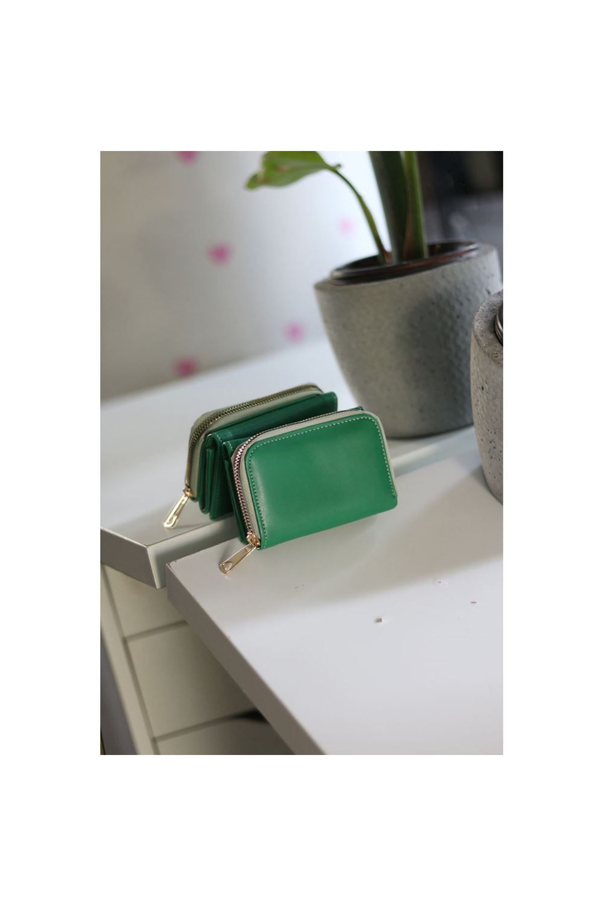 Koyu Yeşil Fermuar ve Kartlık Detaylı Mini Cüzdan