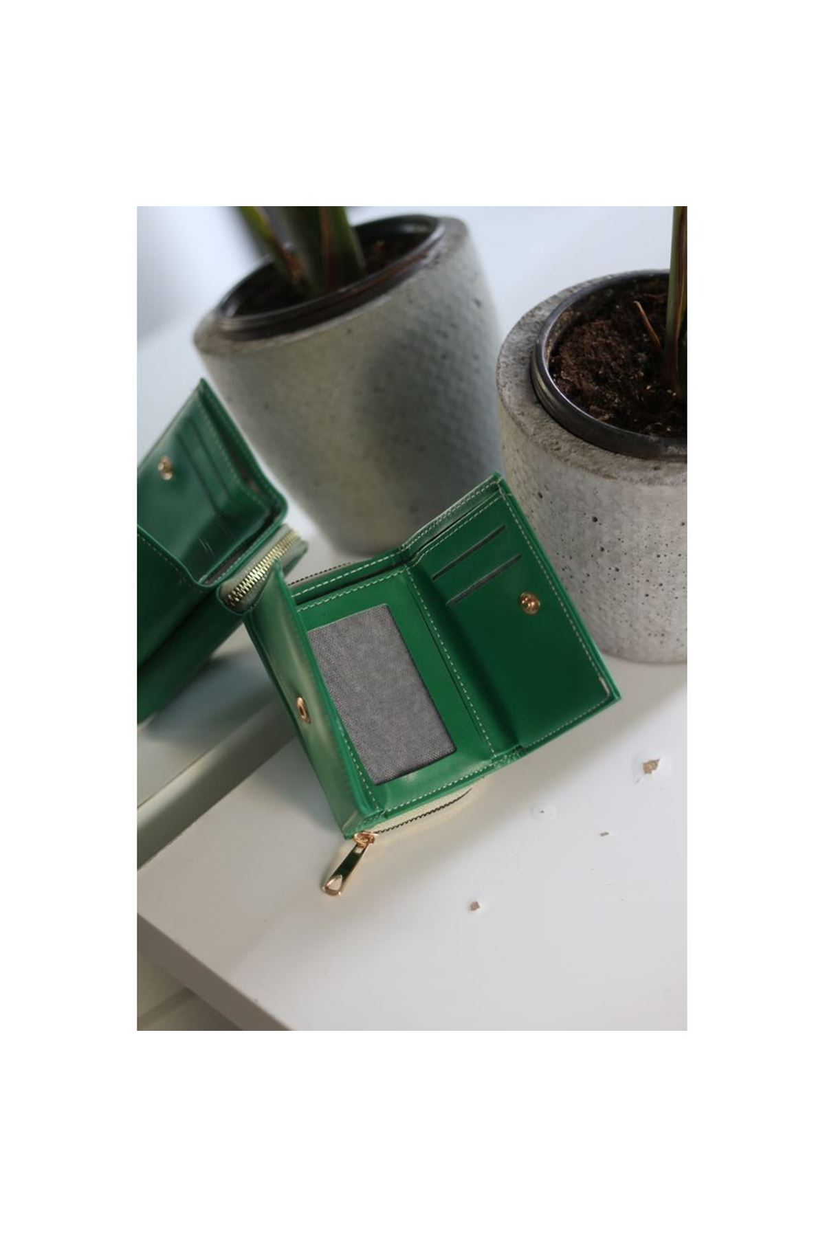 Koyu Yeşil Fermuar ve Kartlık Detaylı Mini Cüzdan