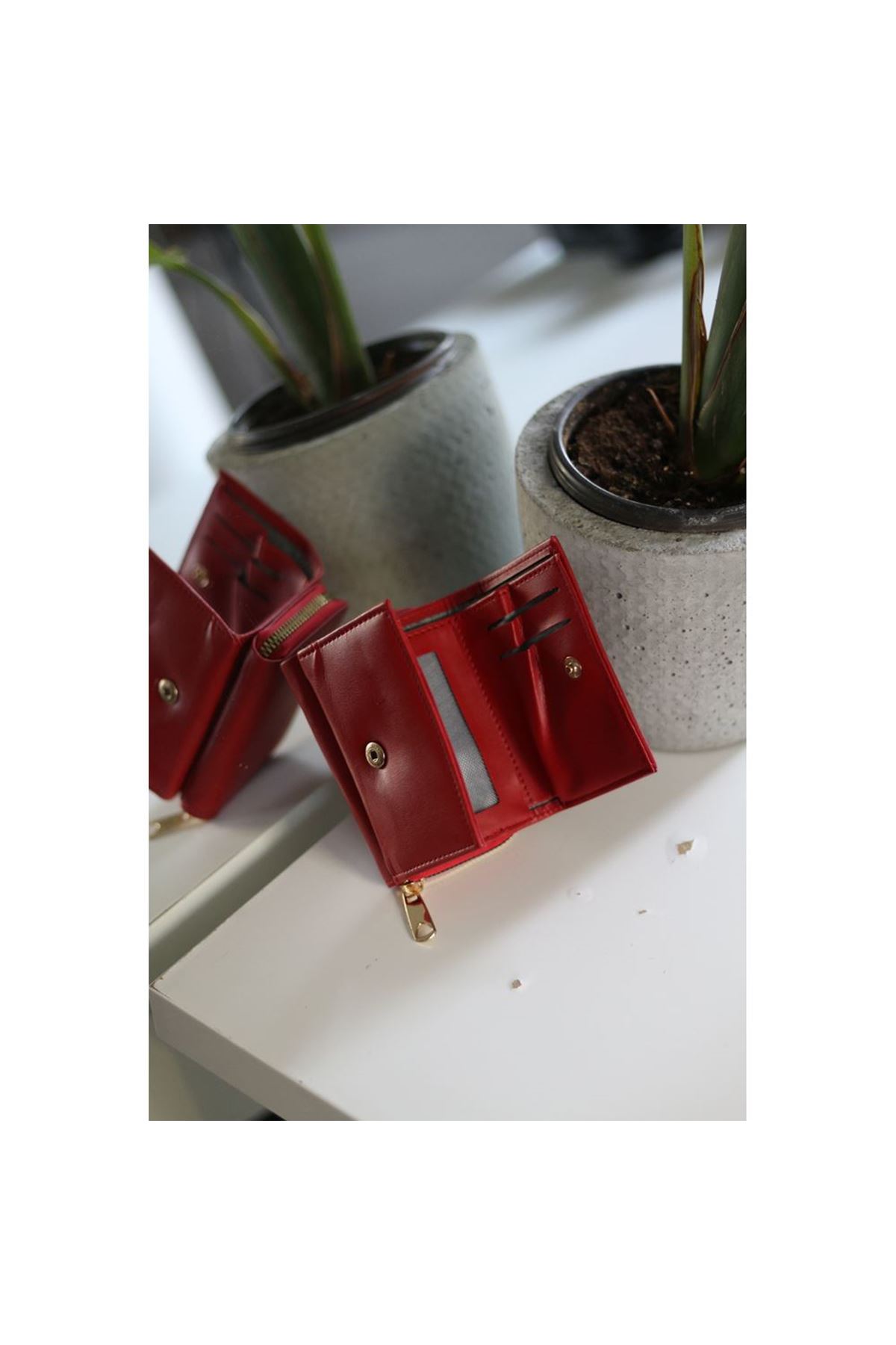 Kırmızı Fermuar ve Kartlık Detaylı Mini Cüzdan