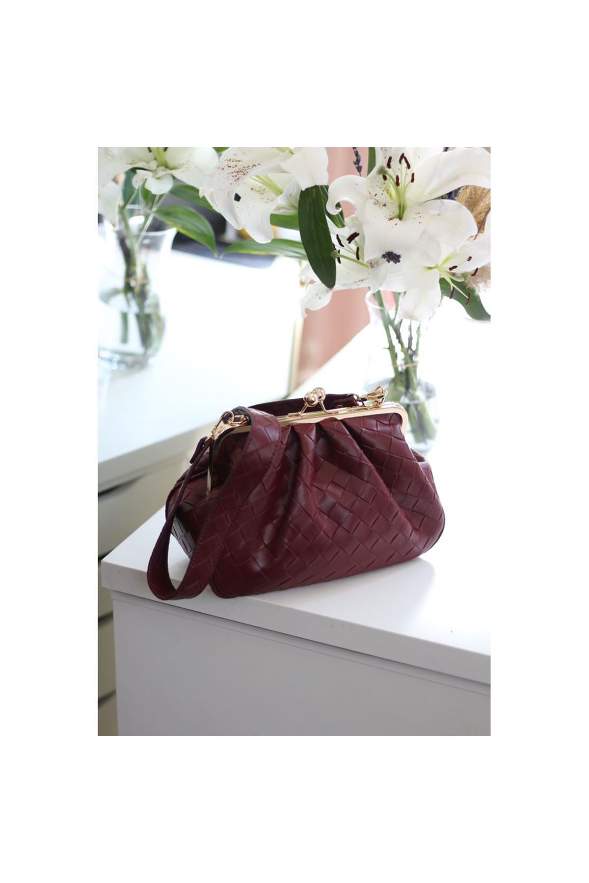 Kadın Bordo Kare Desenli Burslu Askılı Omuz Çantası