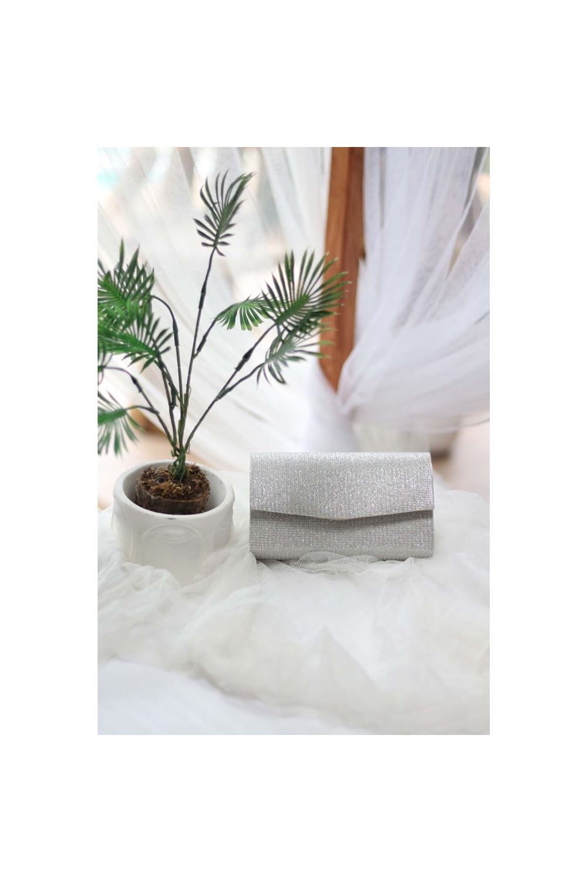 Kadın Simli Silver Mini Kutu Omuz Çantası