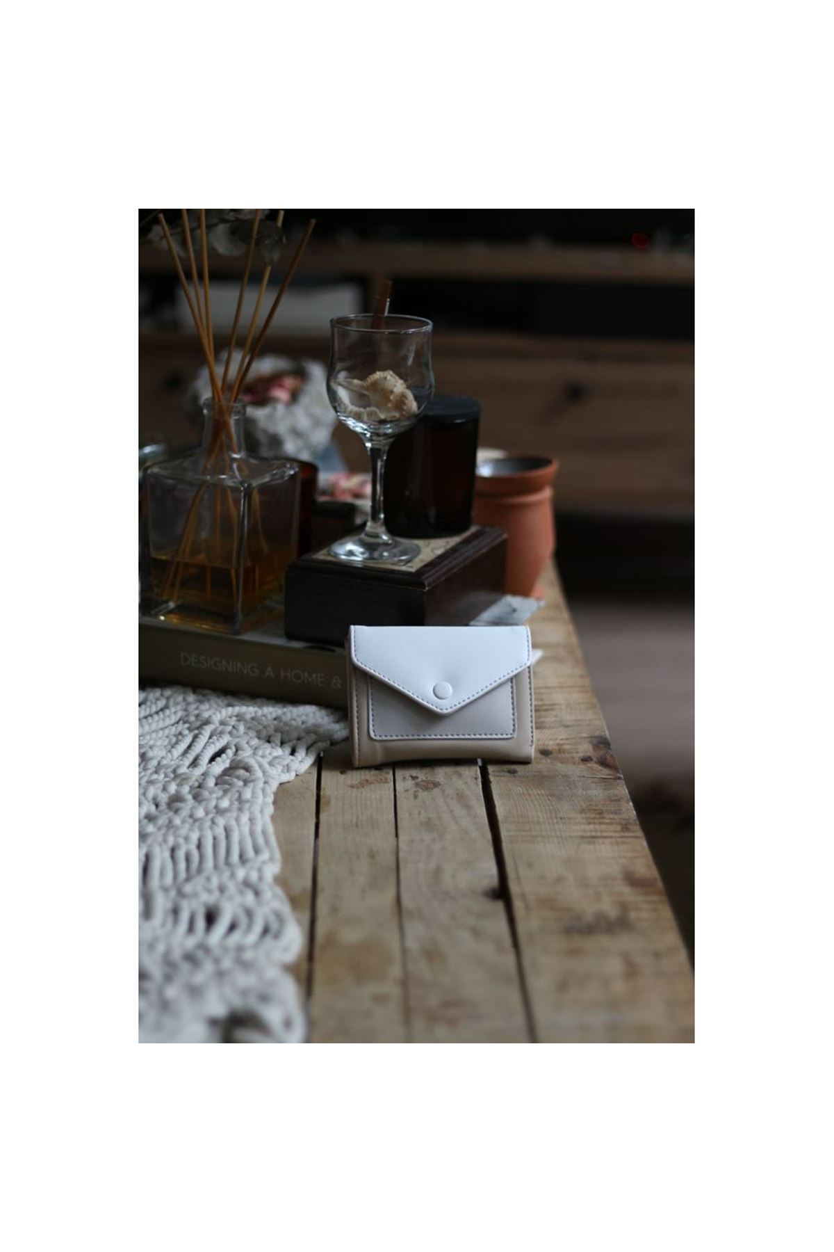 Krem Bej Çift Renk Düğme Detaylı Mini Cüzdan