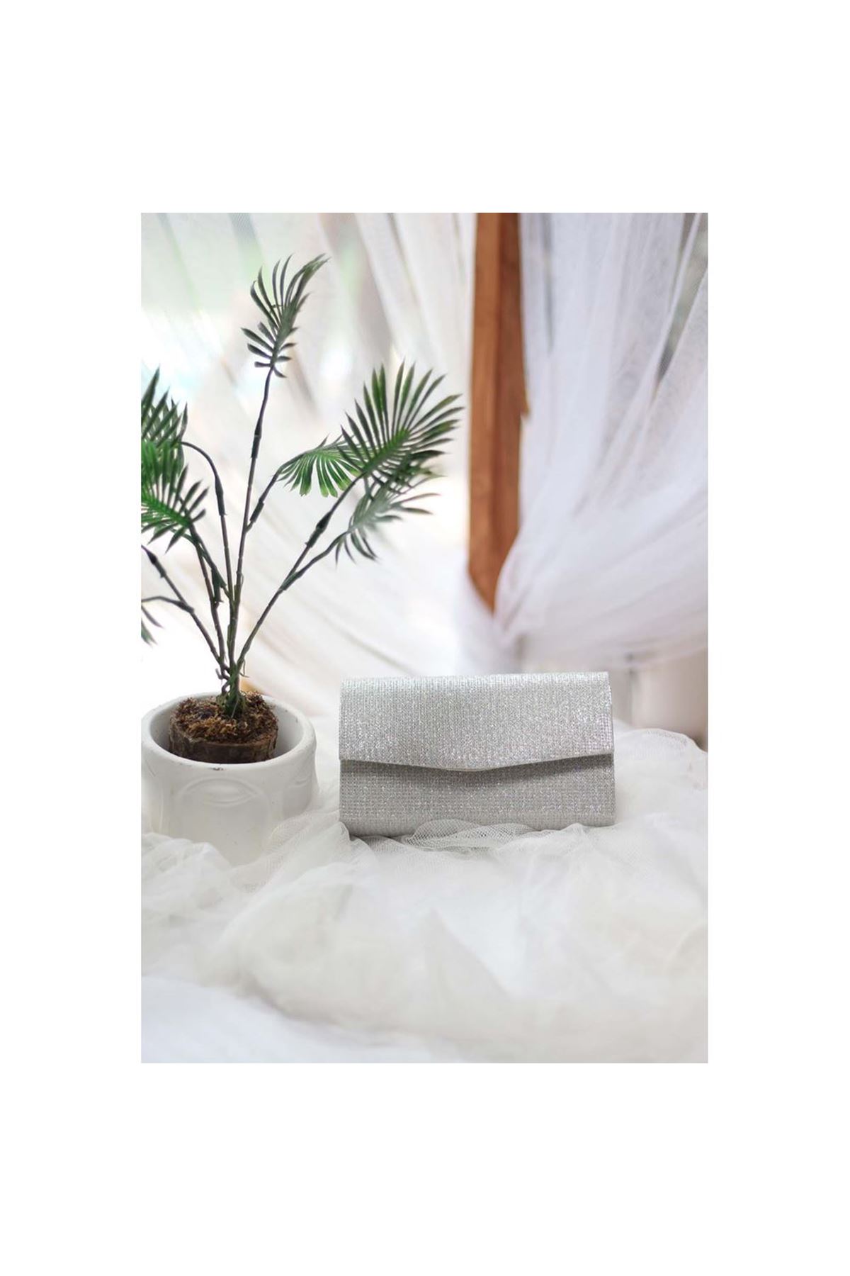 Kadın Simli Silver Mini Kutu Omuz Çantası