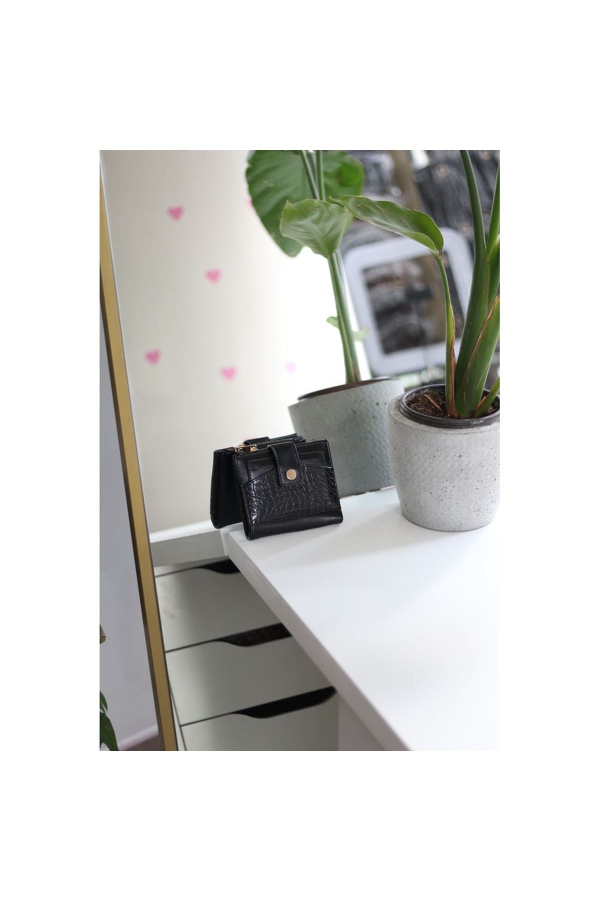 Kadın Siyah Kroko Desenli Kartlık Detaylı Kare Cüzdan