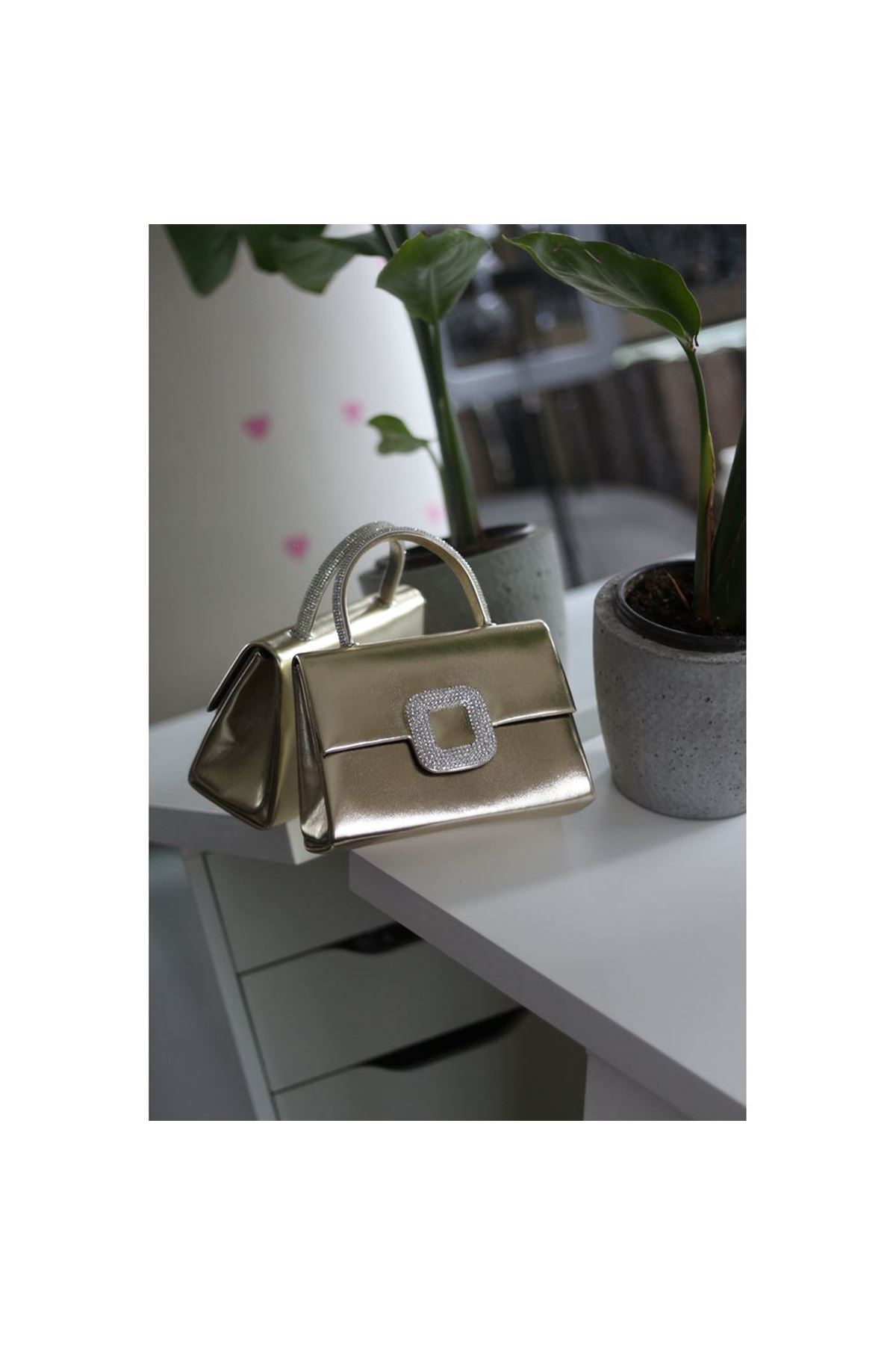 Gold Kare Taş Toka Detaylı Tutmalı Abiye El Omuz Çantası