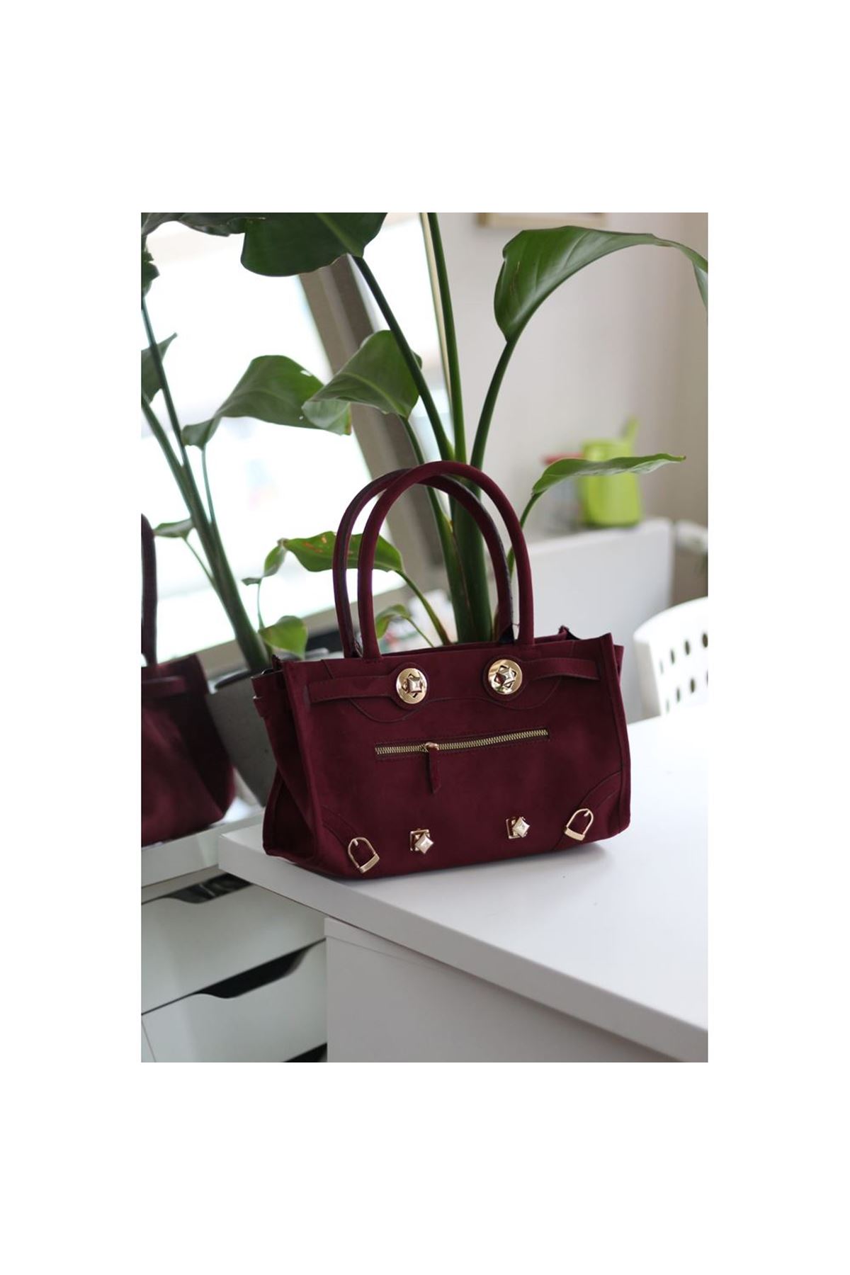 Kadın Bordo Süet Gold Aksesuar Fermuar Detaylı Omuz Çantası