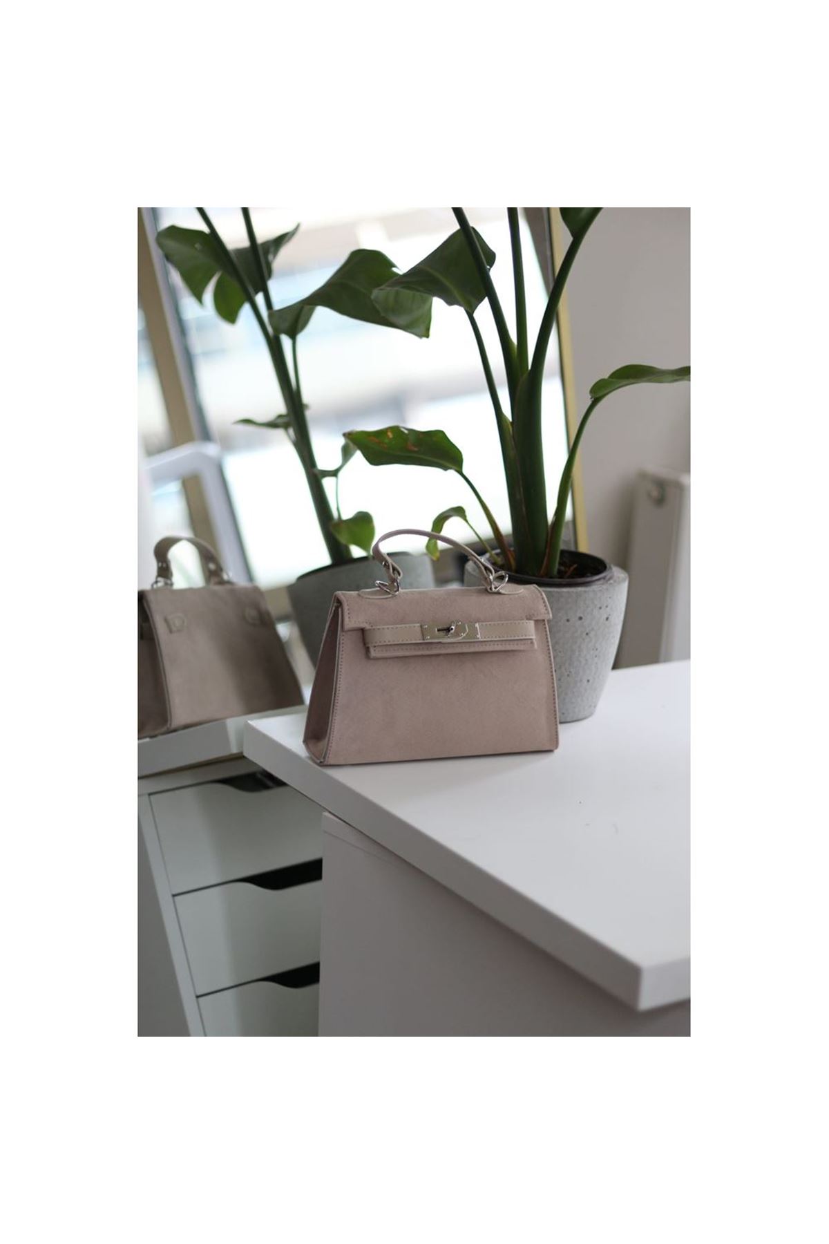 Kadın Vizon Süet Özel Kilit Mekanizmalı El Omuz Çantası