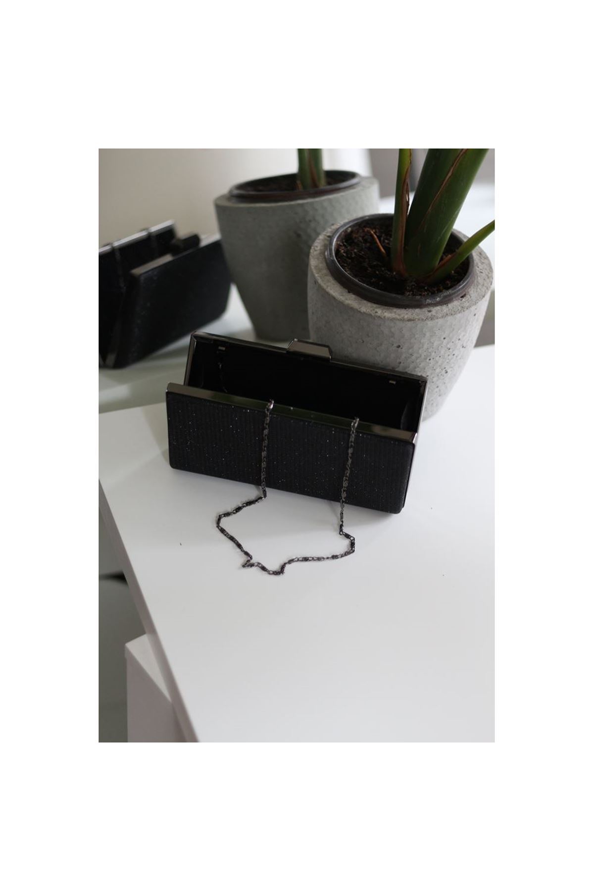 Kadın Siyah Simli Kumaş Dikdörtgen Kasa Abiye El Çantası