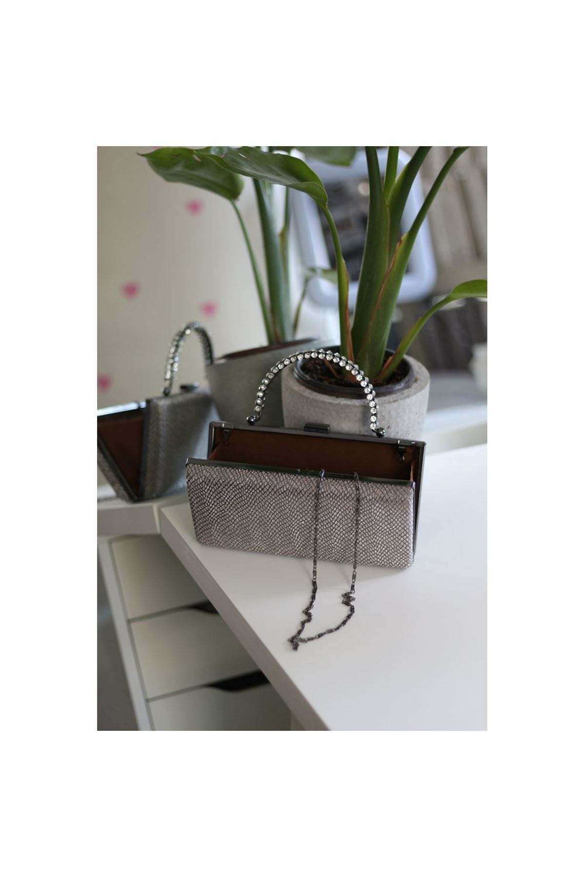 Kadın Platin Desenli Taş Kulplu Burslu Abiye El Çantası