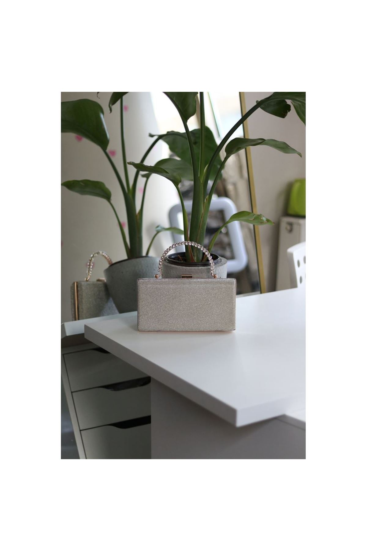 Kadın Gold Simli Taş Kulplu Burslu Abiye El Çantası