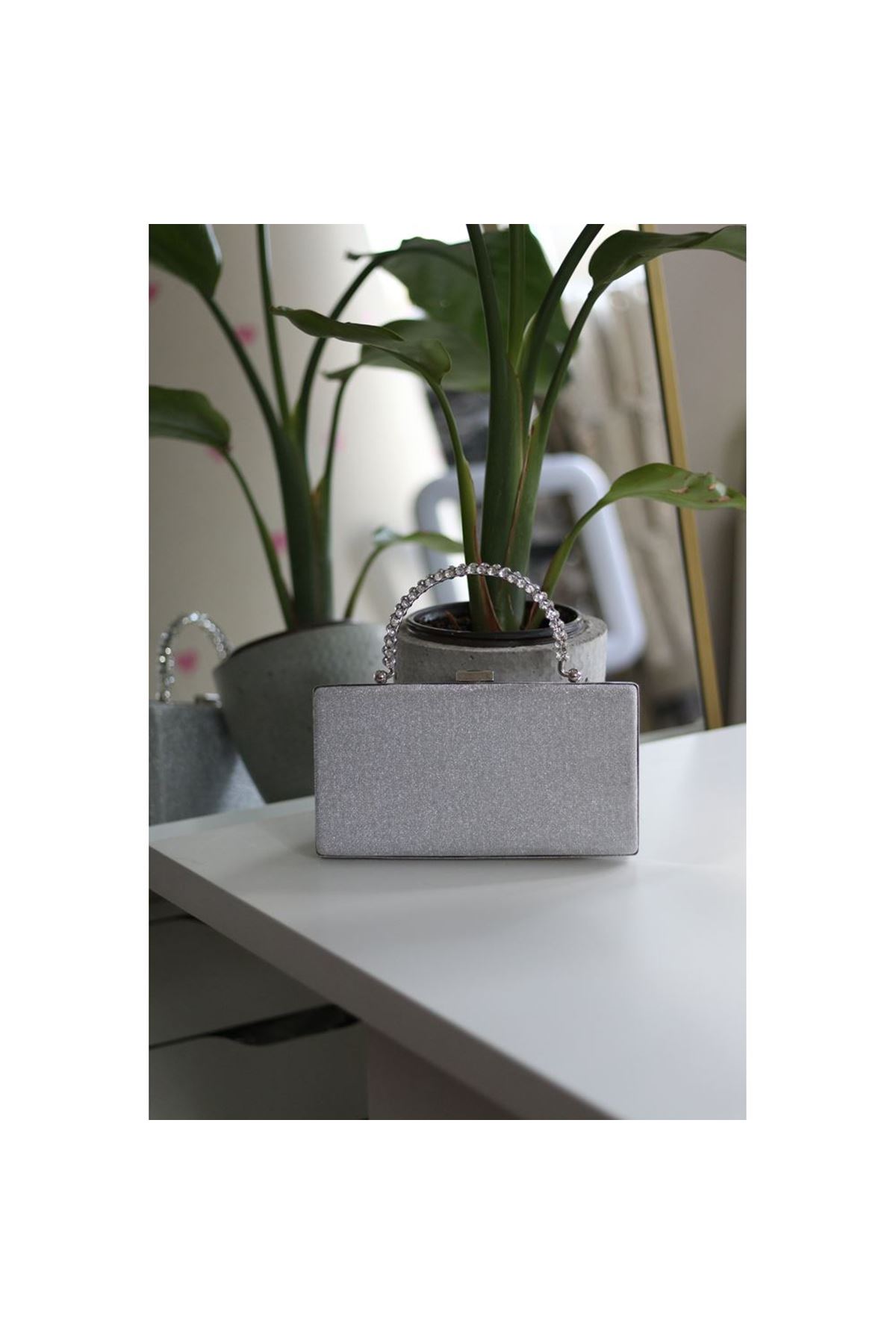 Kadın Silver Simli Taş Kulplu Burslu Abiye El Çantası