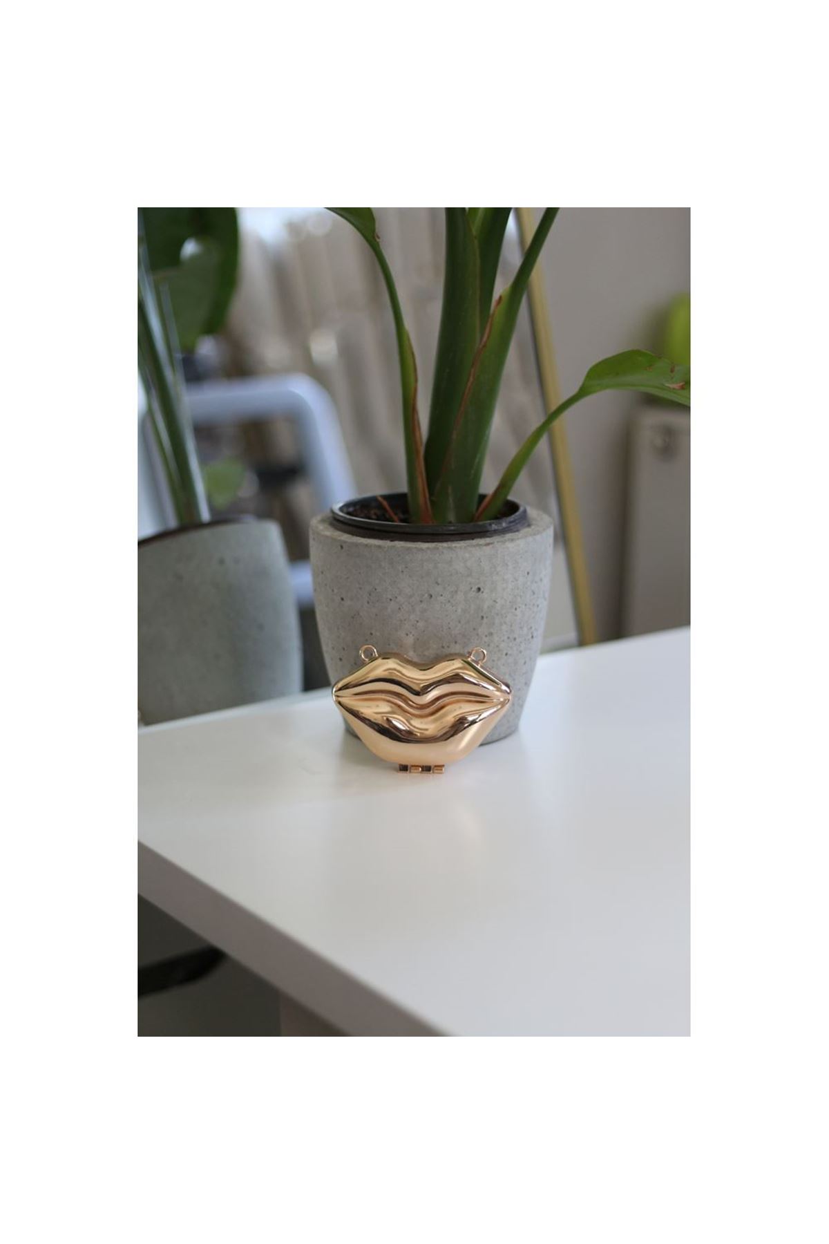 Gold Dudak Mini Charm Çanta Aksesuarı