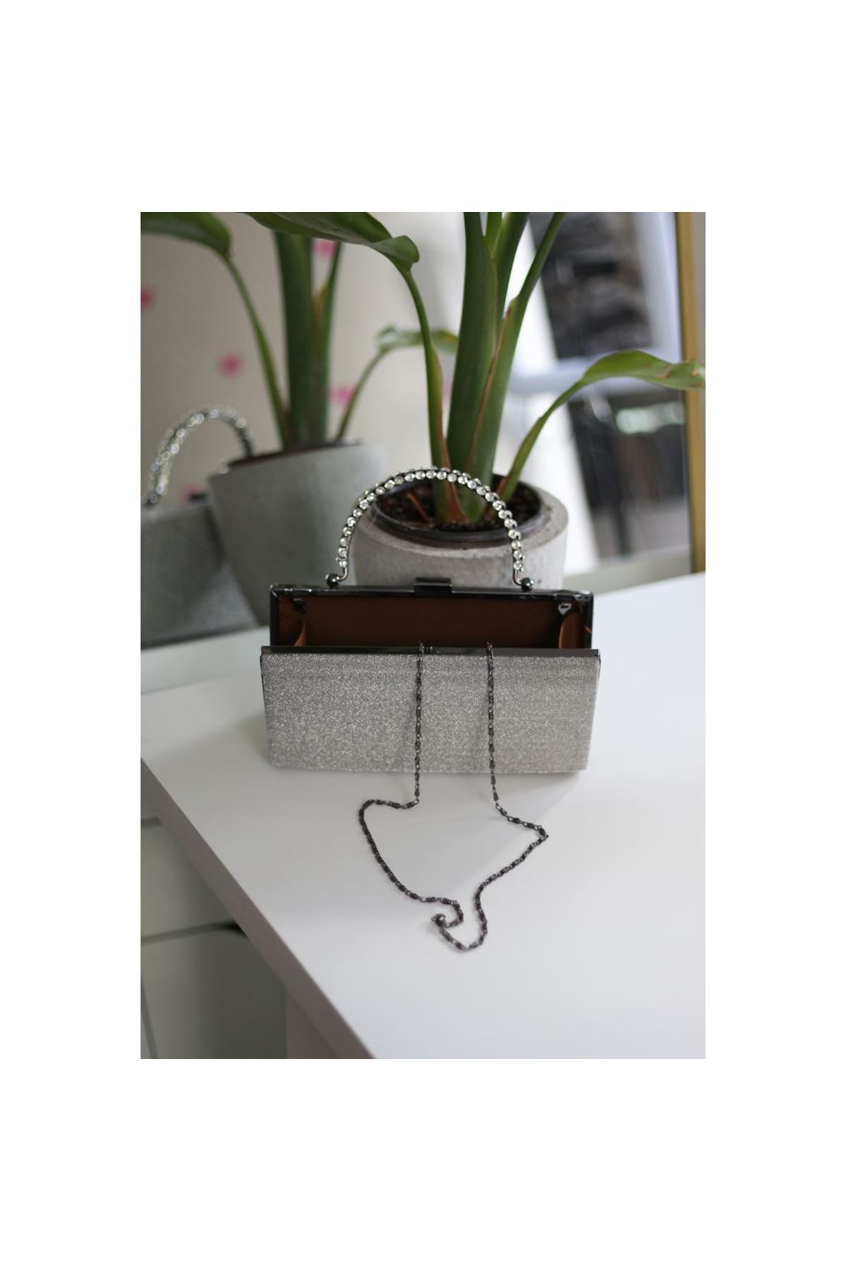 Kadın Platin Simli Taş Kulplu Burslu Abiye El Çantası