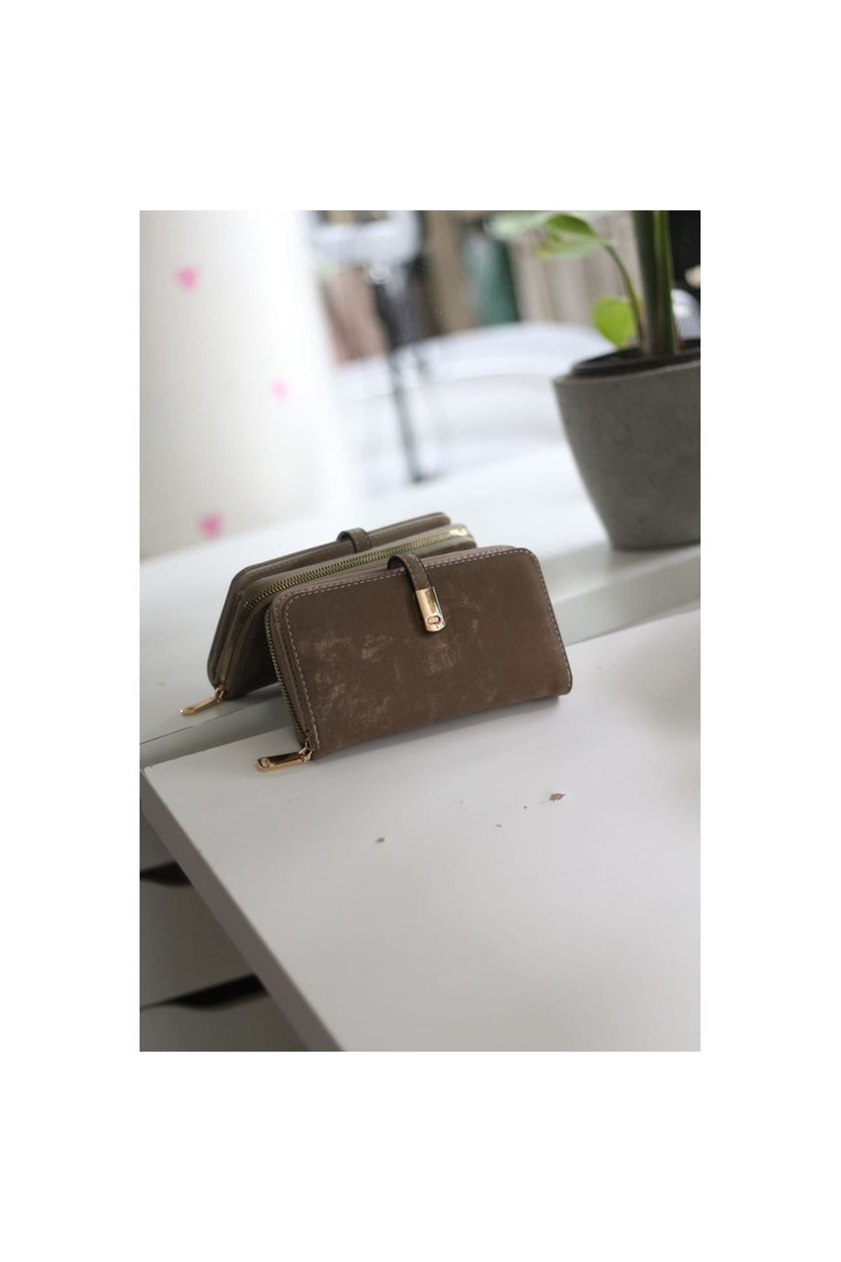 Kadın Vizon Eskitme Doku Gold Aksesuar Detaylı Cüzdan