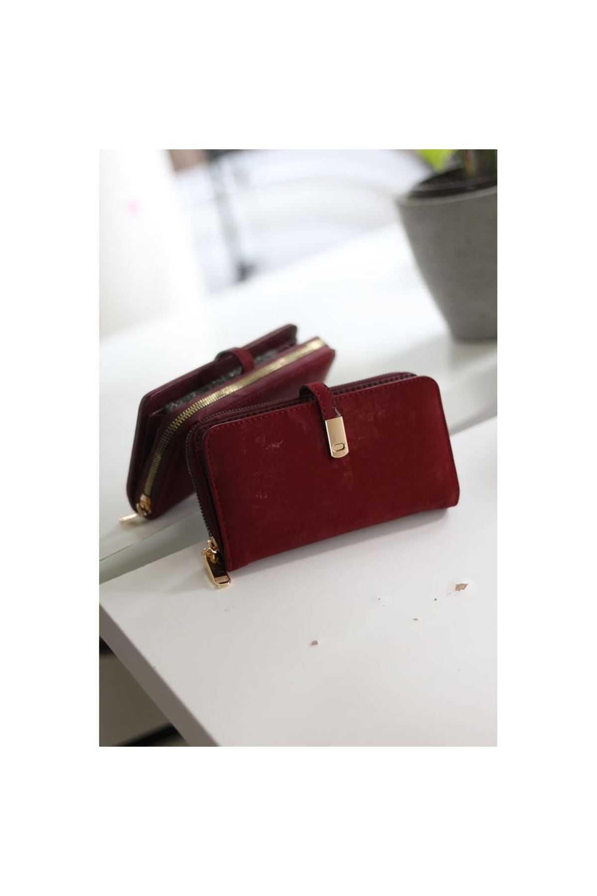 Kadın Bordo Eskitme Doku Gold Aksesuar Detaylı Cüzdan
