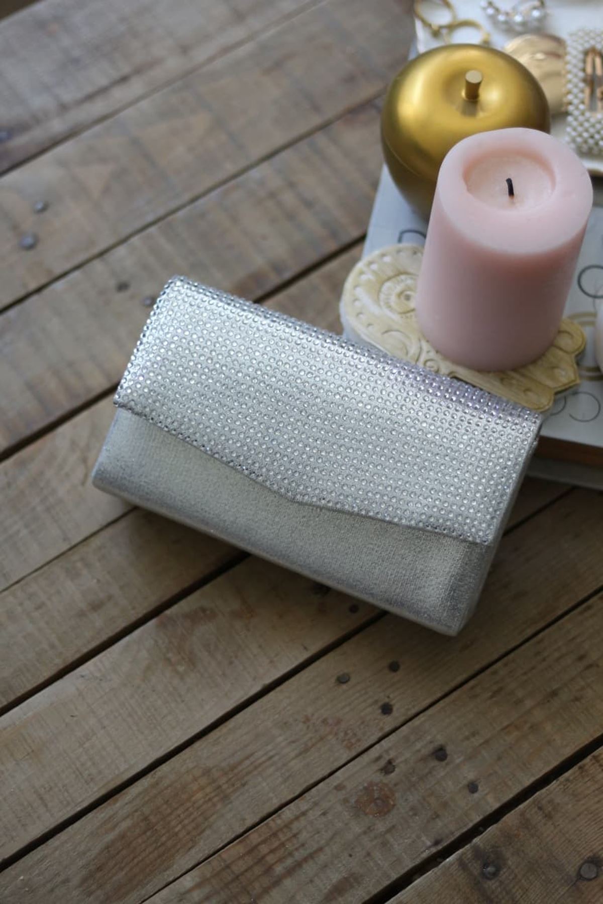 Silver Taş Kapak Detaylı Mini Kutu Omuz Çantası