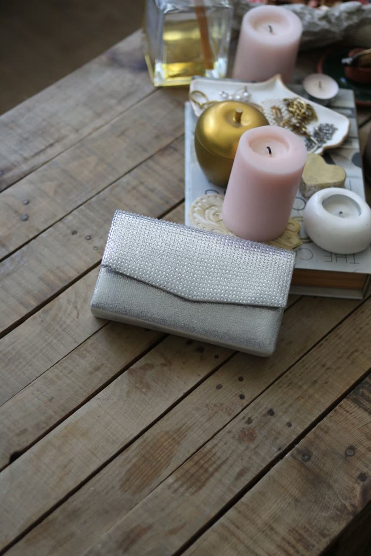 Silver Taş Kapak Detaylı Mini Kutu Omuz Çantası