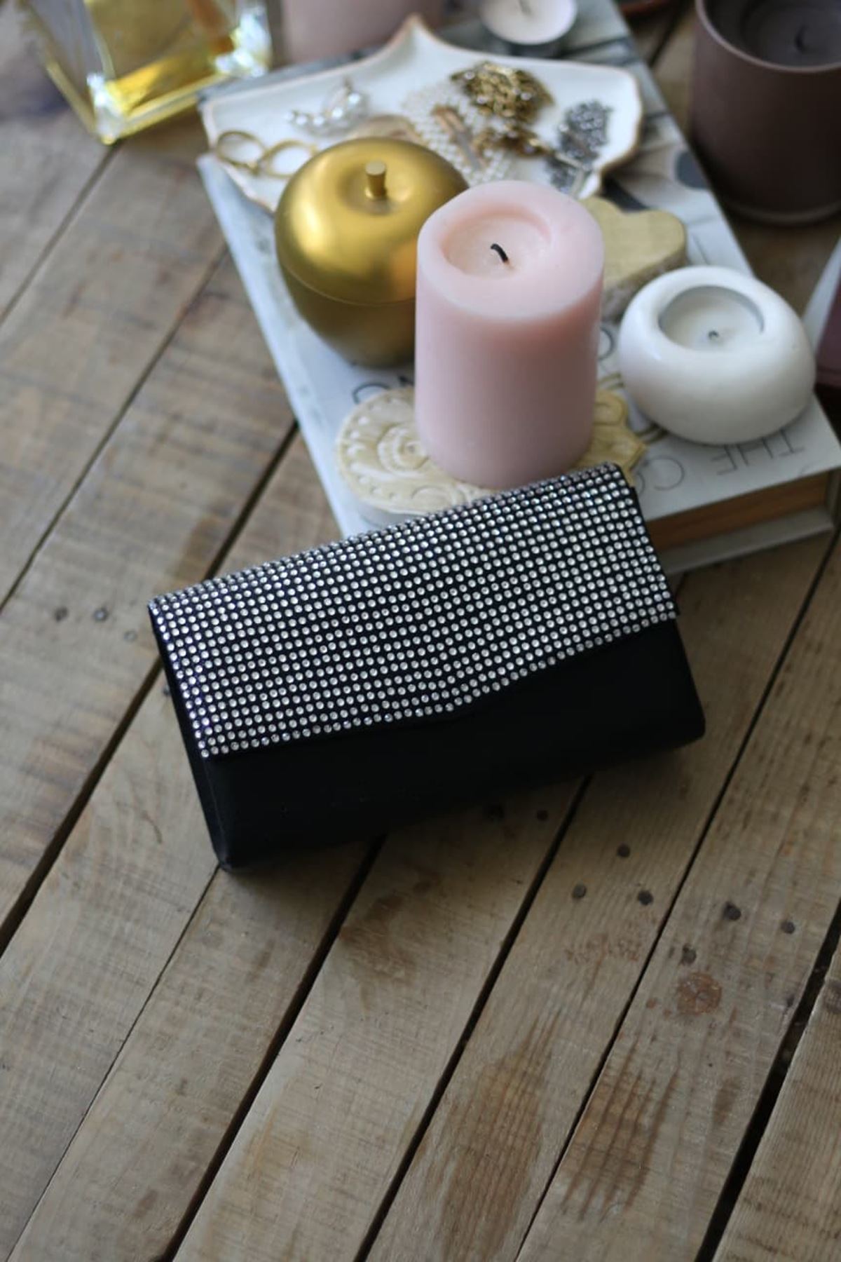 Silver Siyah Taş Kapak Detaylı Mini Kutu Omuz Çantası