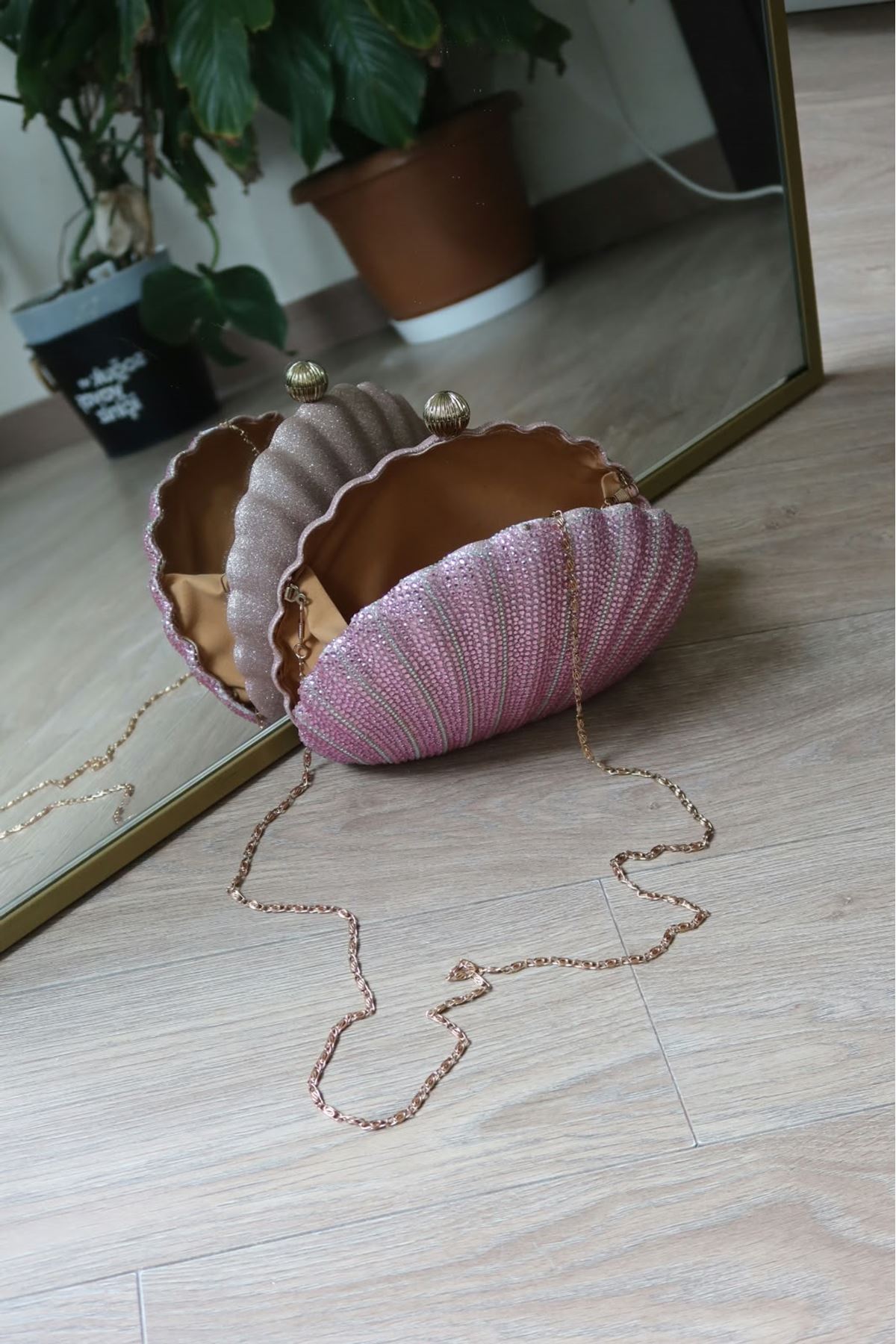 Pembe Taşlı istiridye Zincirli Çanta