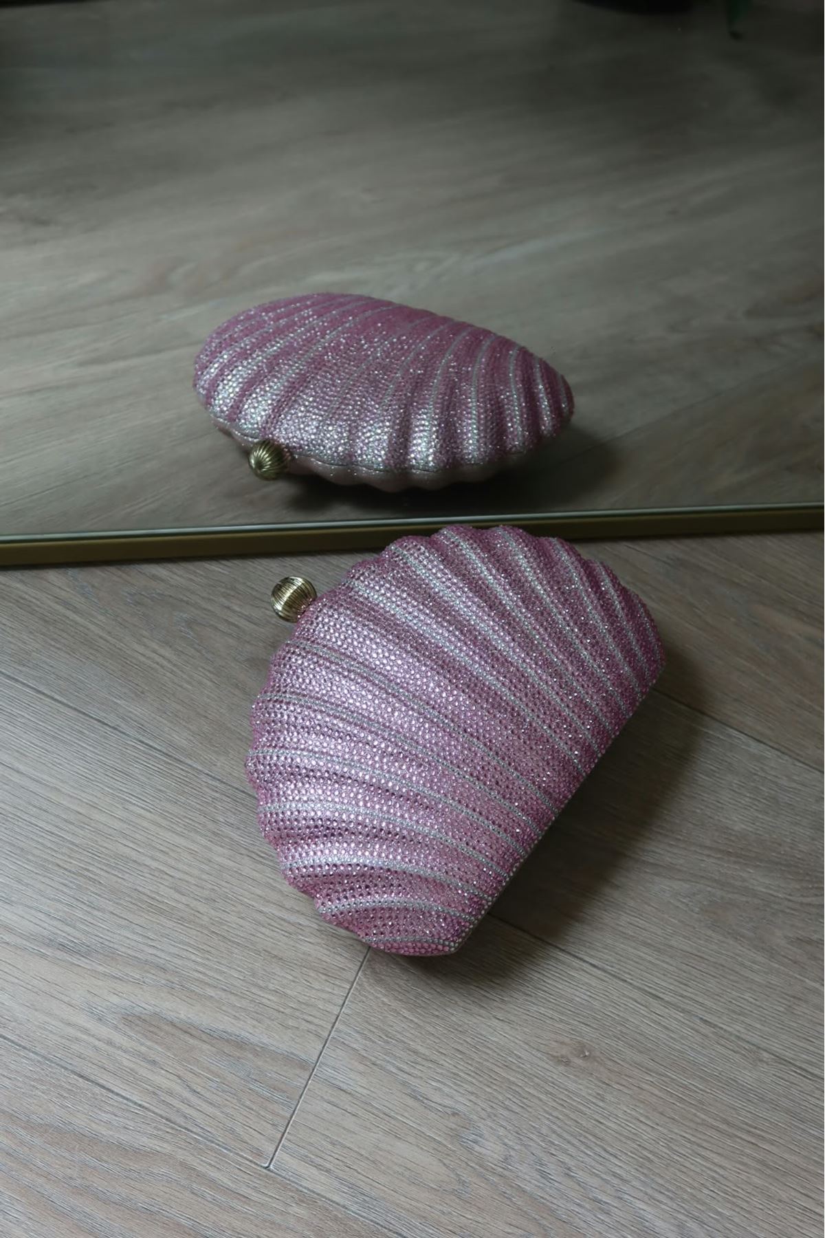 Pembe Taşlı istiridye Zincirli Çanta