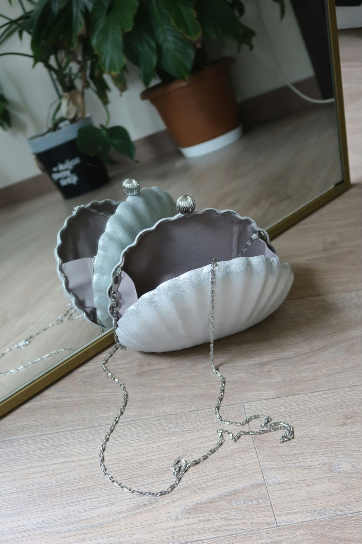 Silver istiridye Simli Zincirli Çanta
