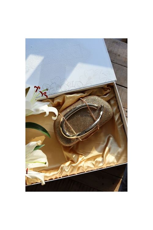 Gold Taşlı Mika Tutma Aksesuarlı Zincirli Omuz Çantası