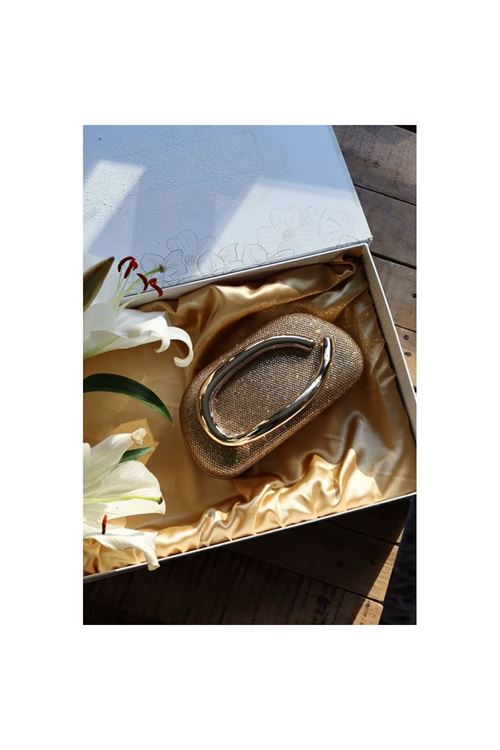 Gold Taşlı Mika Tutma Aksesuarlı Zincirli Omuz Çantası