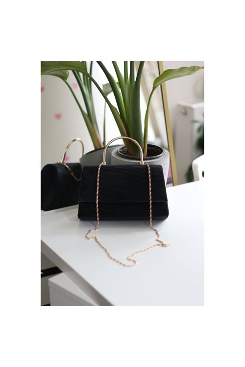Siyah Dokulu Metal Sap Detaylı El &amp;amp; Omuz Çantası