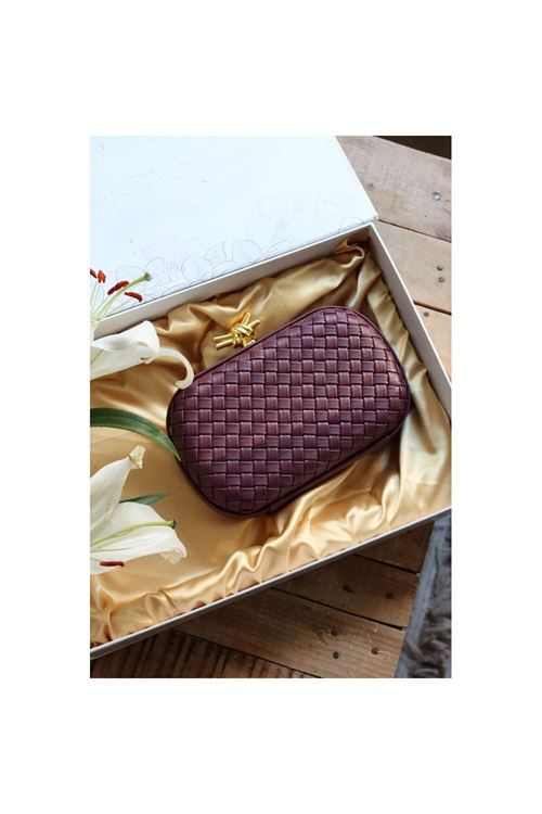 Bordo Baklava Desenli Metal Aksesuar Detaylı Kasa Abiye Çanta