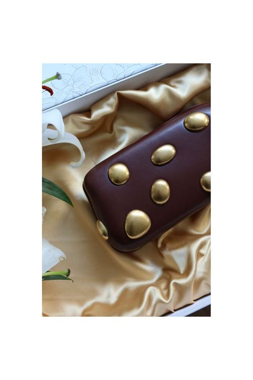 Zincir Detaylı Bordo Parlak Deri Abiye Çanta