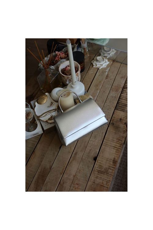 Silver Rugan Metal Tutma Saplı Kapaklı Abiye Çantası