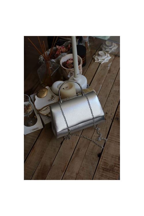 Silver Rugan Metal Tutma Saplı Kapaklı Abiye Çantası