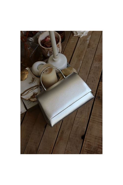 Silver Rugan Metal Tutma Saplı Kapaklı Abiye Çantası