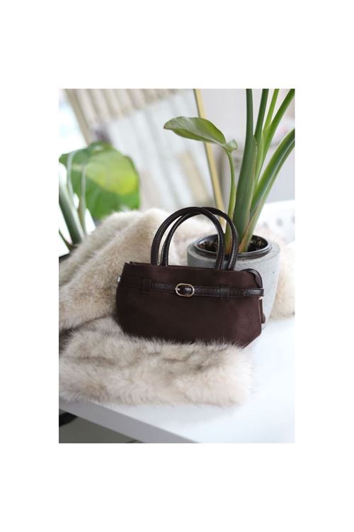 Acı Kahve  süet mini boy gold toka detaylı el omuz çantası