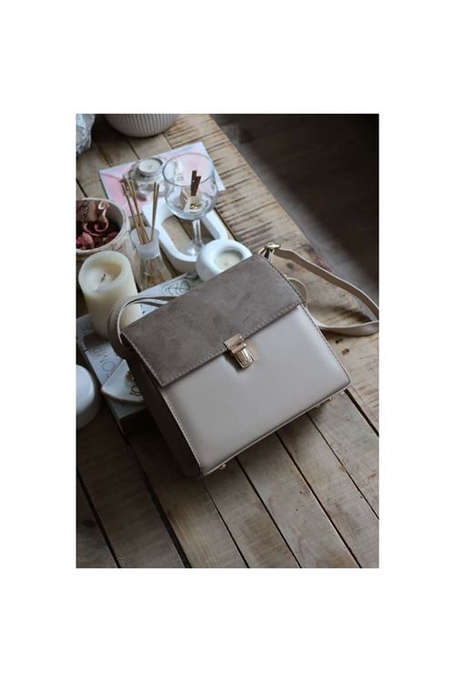 vizon süet kapak detaylı ayarlanabilir askılı omuz çantası