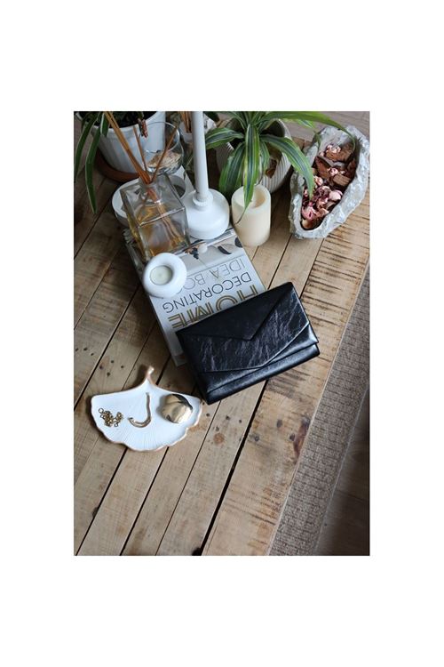 Kadın Siyah Rugan Zarf Kutu Omuz Çantası