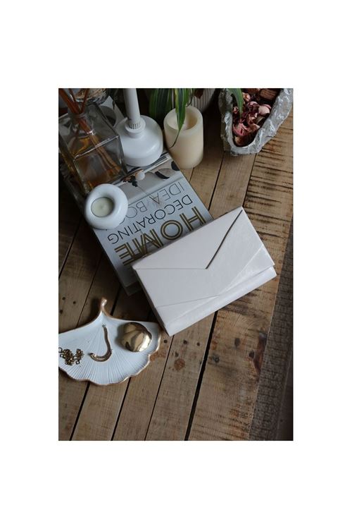 Kadın Krem Rugan Zarf Kutu Omuz Çantası