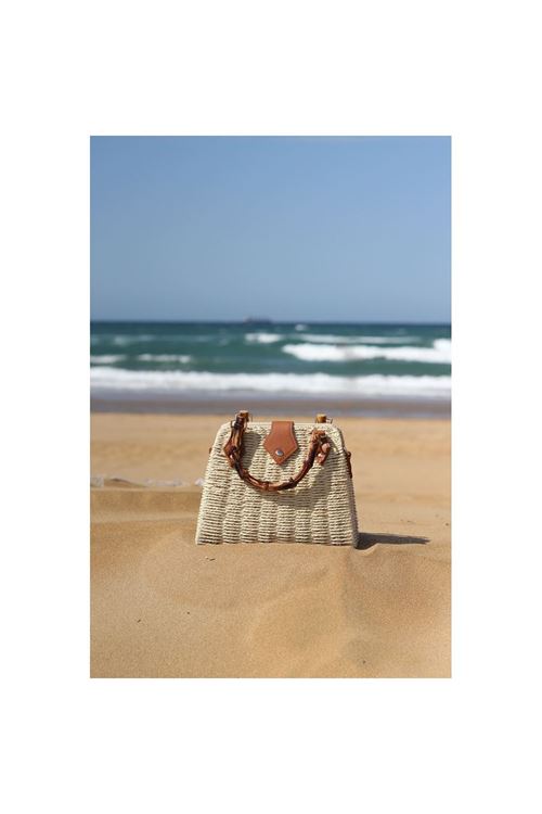 Kadın Bej Bambu Tutma Saplı Omuz Askılı Hasır Çanta