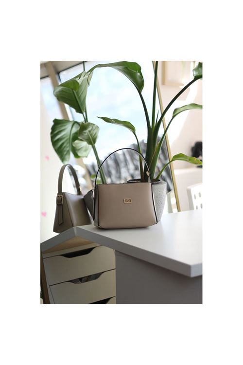 Vizon Dokulu Tutma Saplı El Omuz Çantası