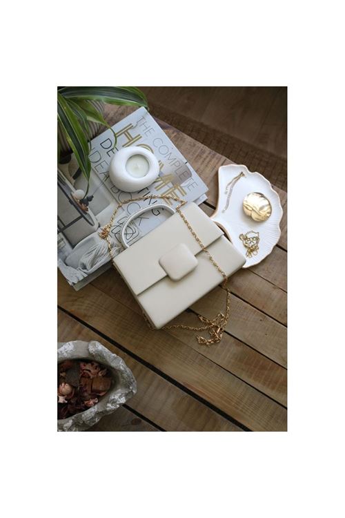 Krem Kare Tokalı Taş Tutma Saplı El Çantası